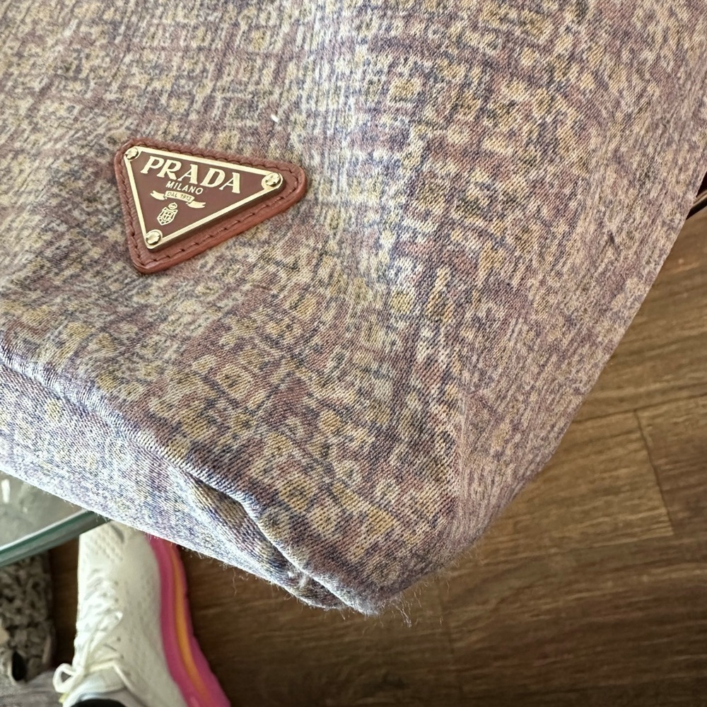 💕PRISTINE AUTHENTIC PRADA LARGE FABRIC/ LEATHER 2 WAY BAG 💕 - Picture 11 of 16